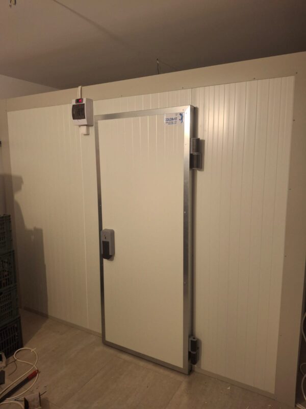 Camera frigorifica de refrigerare 3m x 3m x 2,10m