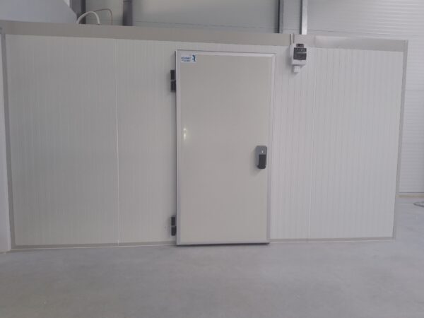 Ușă Cameră Frigorifică aplicata - fara toc 900×1900 mm – 80 cm