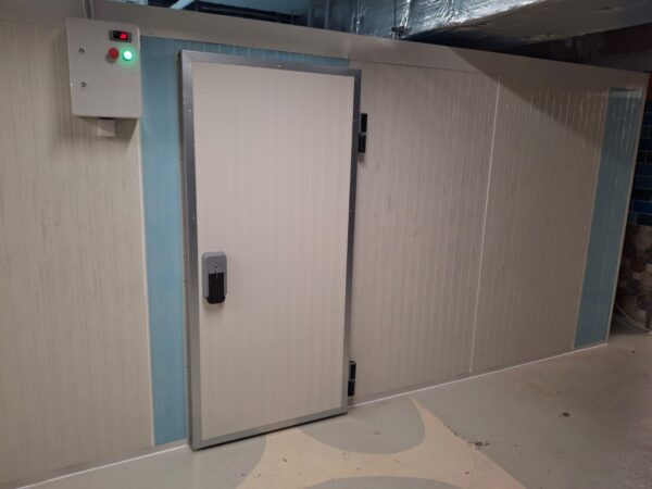 Camera frigorifica de congelare  3m x 2m x 2,20m