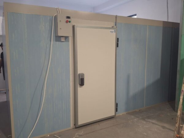 Camera frigorifica de congelare  3m x 3,5m x 2,20m