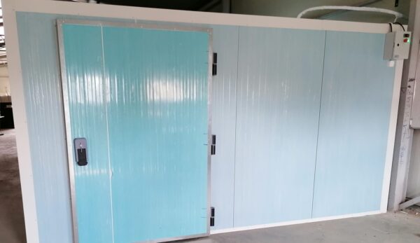 Camera frigorifica de refrigerare 5m x 5m x 2,10m